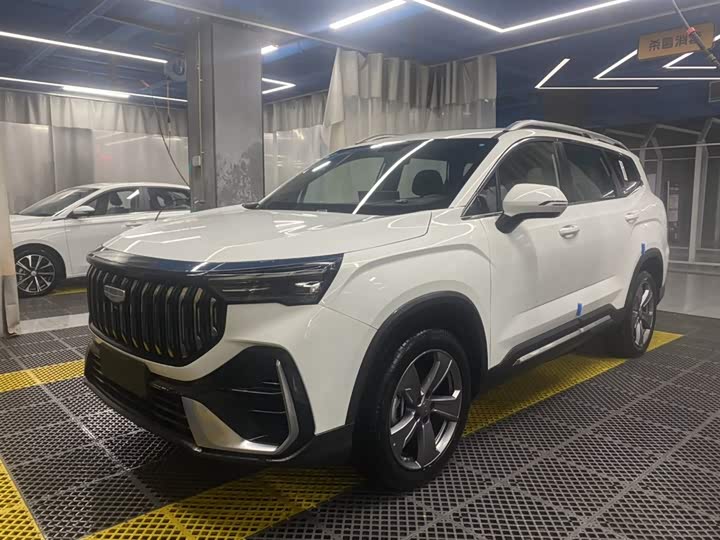 Geely Okavango L, 2026 — купить в Саратове под ключ
