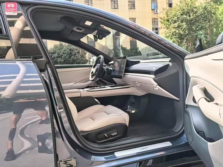 Xiaomi SU7, 2024 — фото 7 из 9