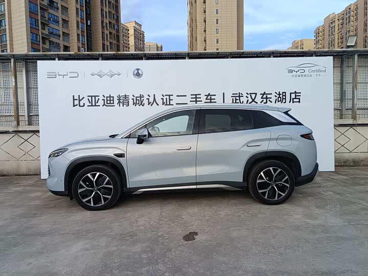 BYD Song L DM-i Hybrid, 2024 — фото 5 из 9