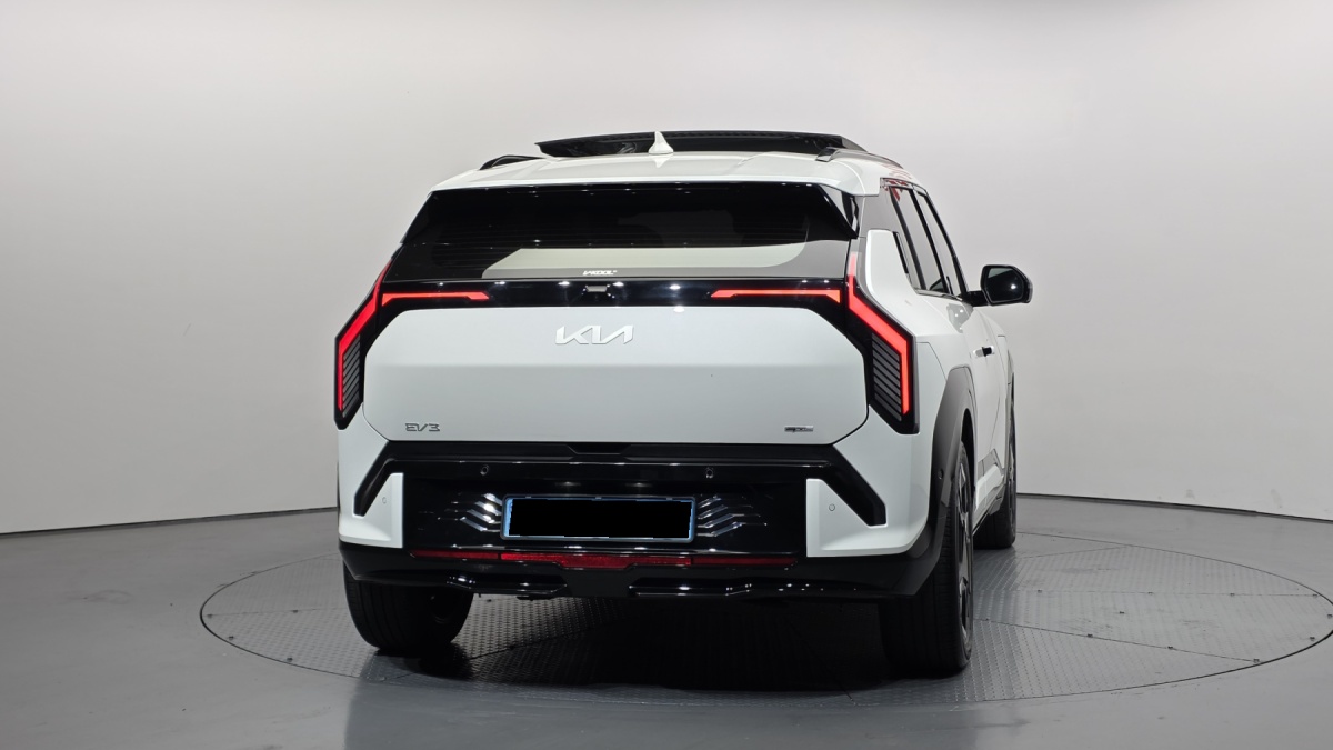 Kia EV3, 2025 — фото 4 из 12