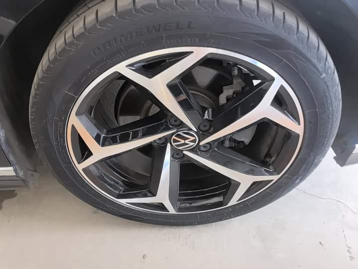 Volkswagen Magotan, 2023 — фото 6 из 9