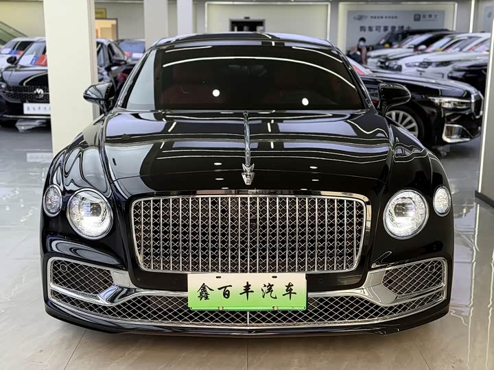 Bentley Flying Spur Hybrid, 2022 — фото 2 из 9
