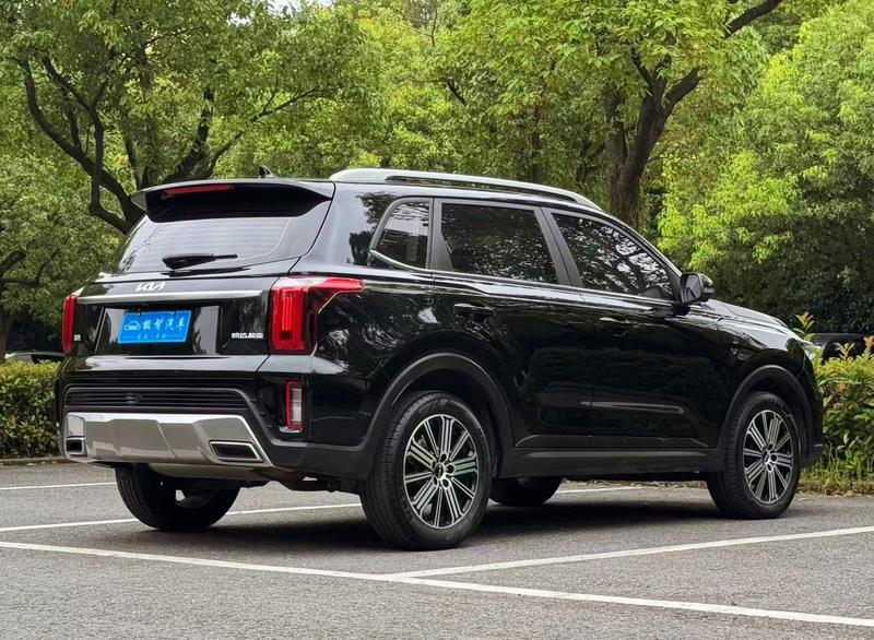 Kia Sportage GT-line, 2023 — фото 7 из 12