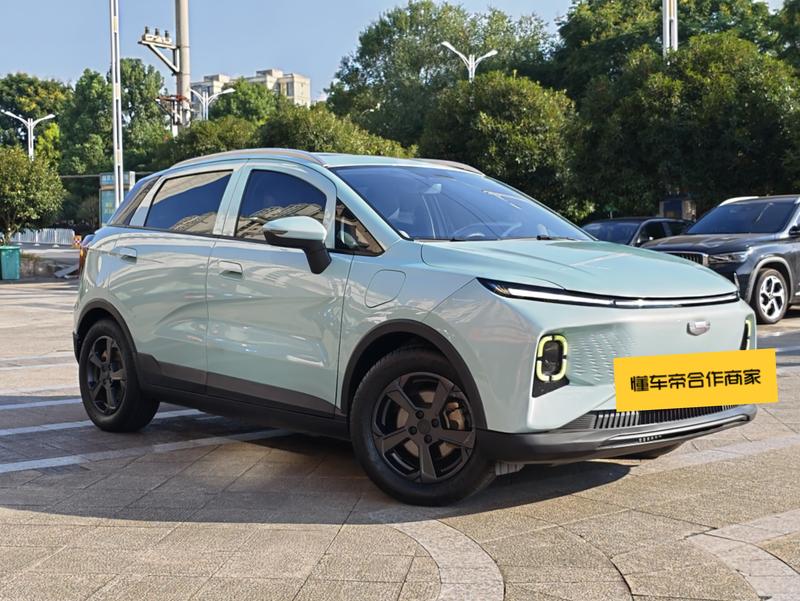 Geely Geometry E Firefly, 2023 — фото 3 из 12