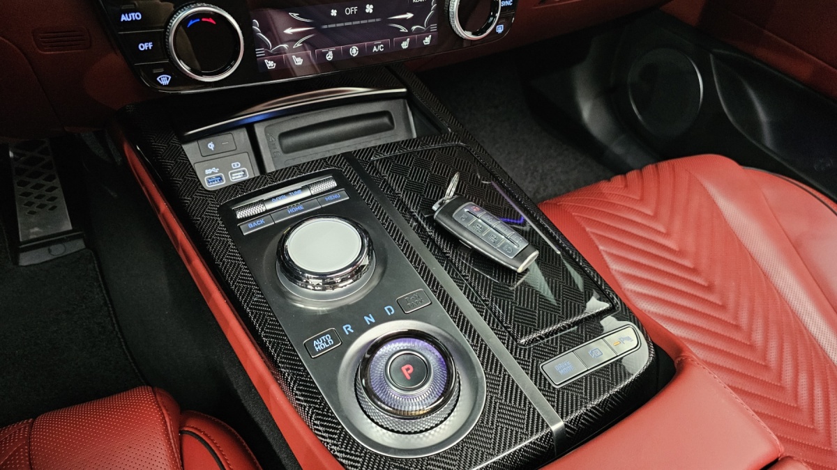 Genesis G80, 2023 — фото 9 из 12