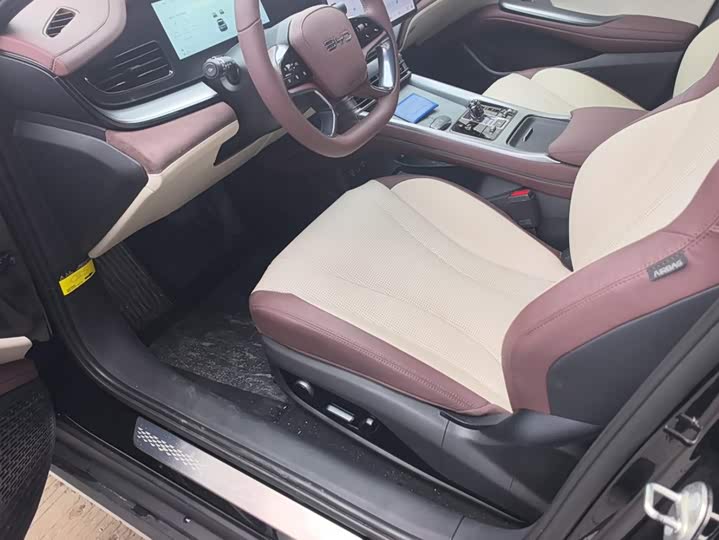 BYD Seal 07 DM-i Hybrid, 2024 — фото 9 из 9