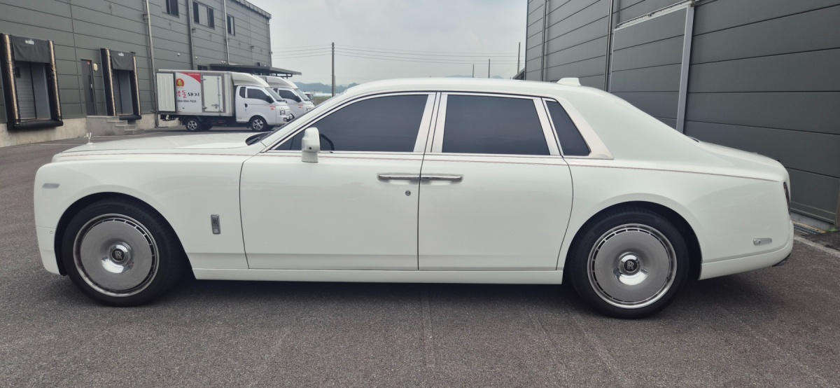 Rolls-Royce Phantom, 2025 — купить в Тольятти под ключ