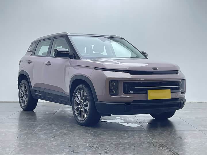 Geely Icon, 2025 — фото 3 из 9