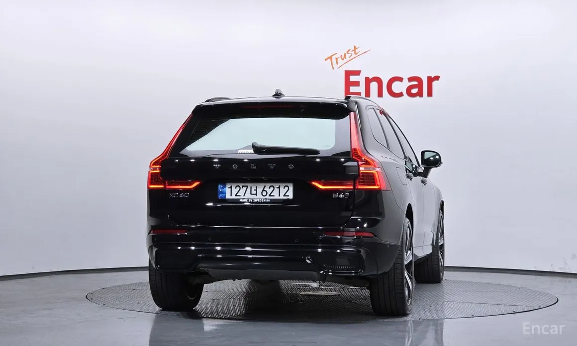 Volvo XC60, 2021 — фото 4 из 12