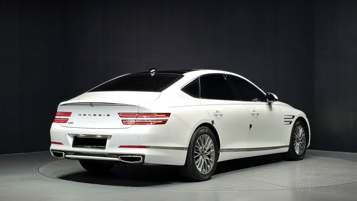 Genesis G80, 2022 — фото 2 из 12