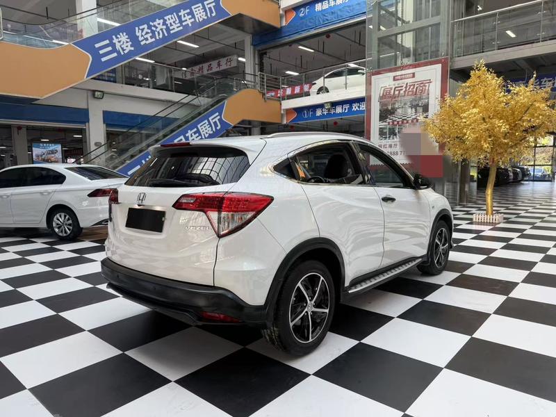 Honda Vezel, 2021 — фото 7 из 12