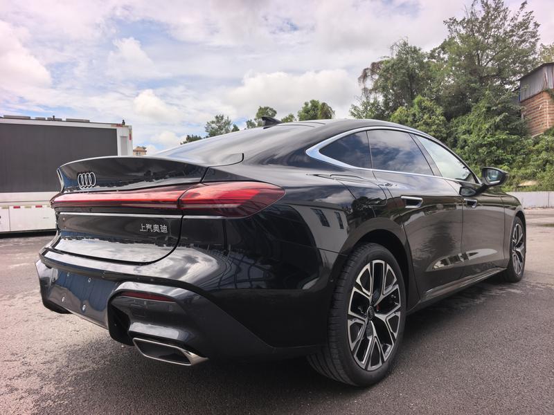 Audi A5L Sportback, 2026 — фото 7 из 11