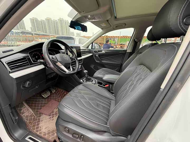 Volkswagen Tiguan L Pro, 2022 — фото 4 из 9