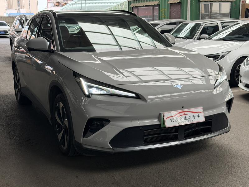BAIC Arcfox Alpha T5, 2025 — фото 3 из 11