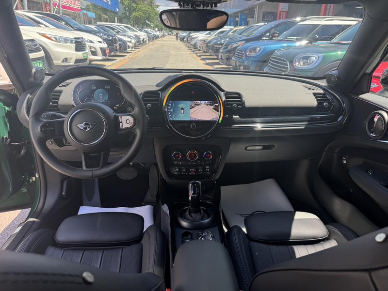 Mini Clubman, 2023 — фото 7 из 12