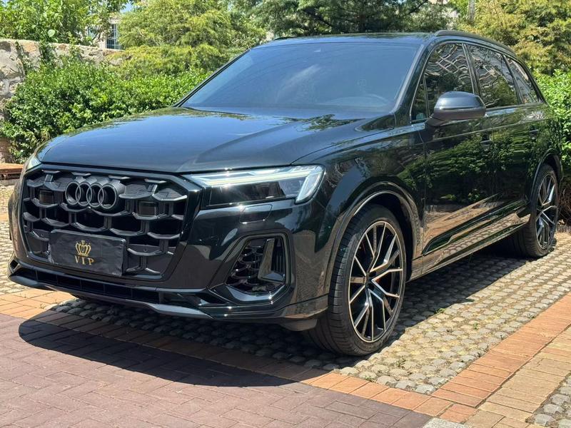 Audi Q7, 2025 — купить в Кирове под ключ