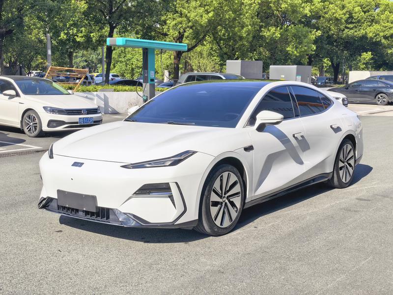 Geely Galaxy E8, 2024 — купить в Саранске под ключ