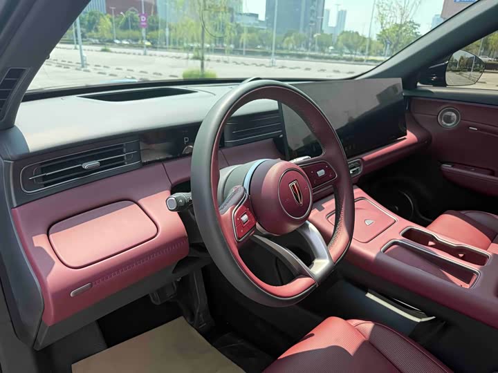 Hongqi HS6 Hybrid, 2025 — фото 5 из 9