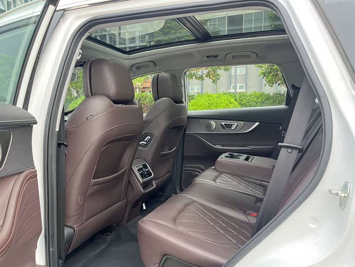 Chery Tiggo 8 Pro Hybrid, 2022 — фото 6 из 9
