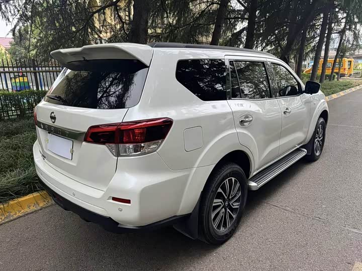 Nissan Terra, 2023 — фото 7 из 9