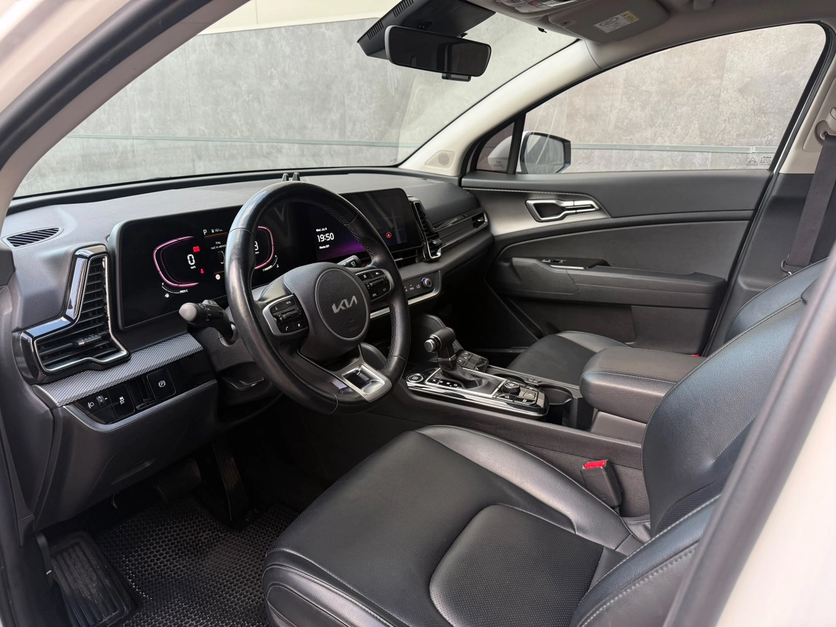 Kia Sportage, 2022 — фото 2 из 4