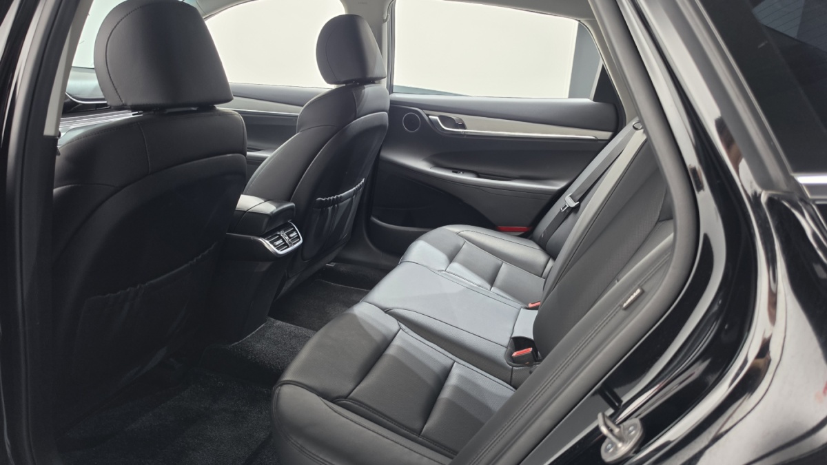 Hyundai Grandeur, 2022 — фото 10 из 12