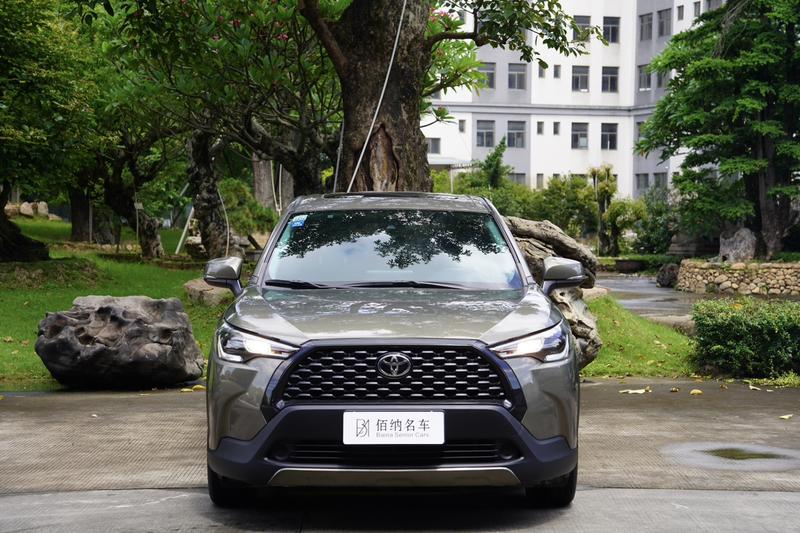 Toyota Corolla Cross, 2021 — фото 2 из 12