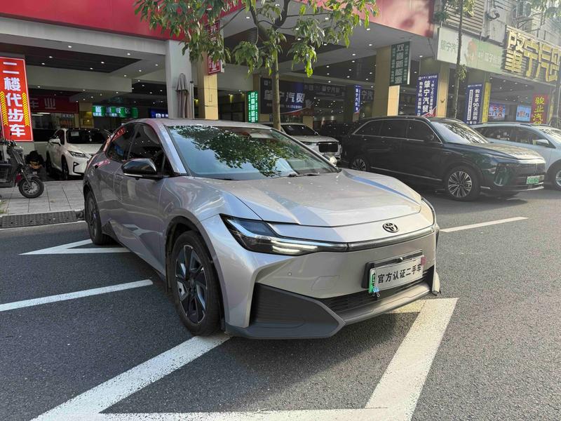 Toyota bZ3, 2025 — фото 3 из 10