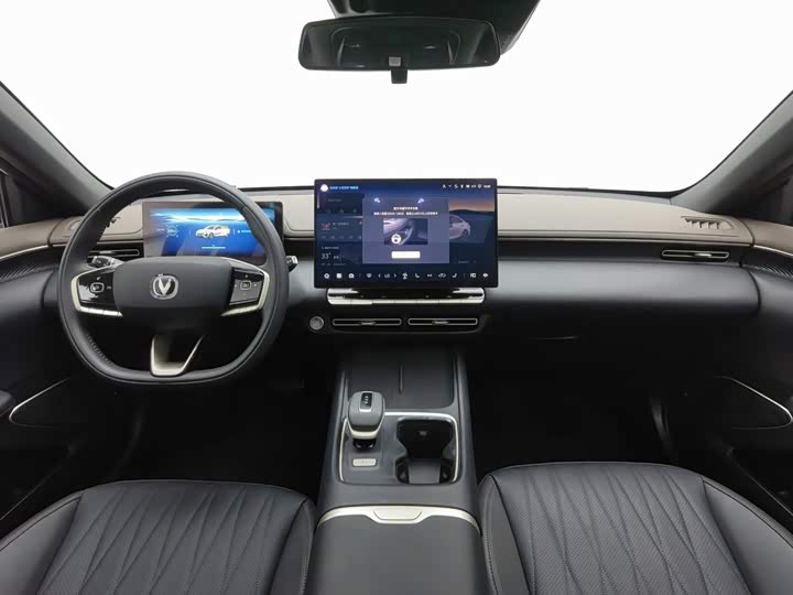 Changan Eado Plus, 2025 — фото 5 из 9