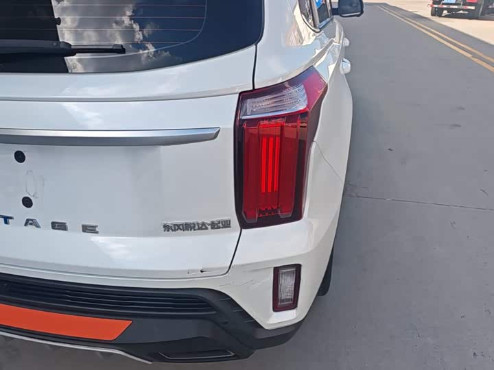 Kia Sportage GT-line, 2022 — фото 8 из 9