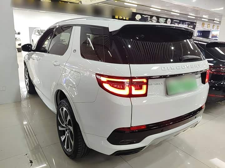 Land Rover Discovery Sport Hybrid, 2023 — фото 5 из 9
