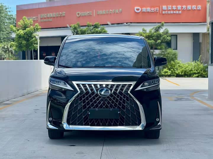 Lexus LM, 2022 — фото 2 из 9