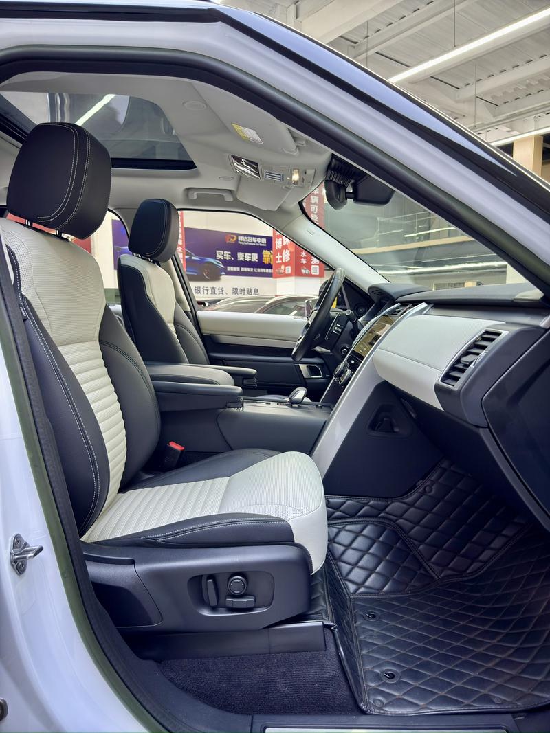 Land Rover Discovery, 2023 — фото 9 из 11