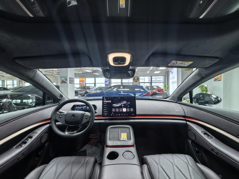 GAC Hyptec A8, 2025 — фото 8 из 12