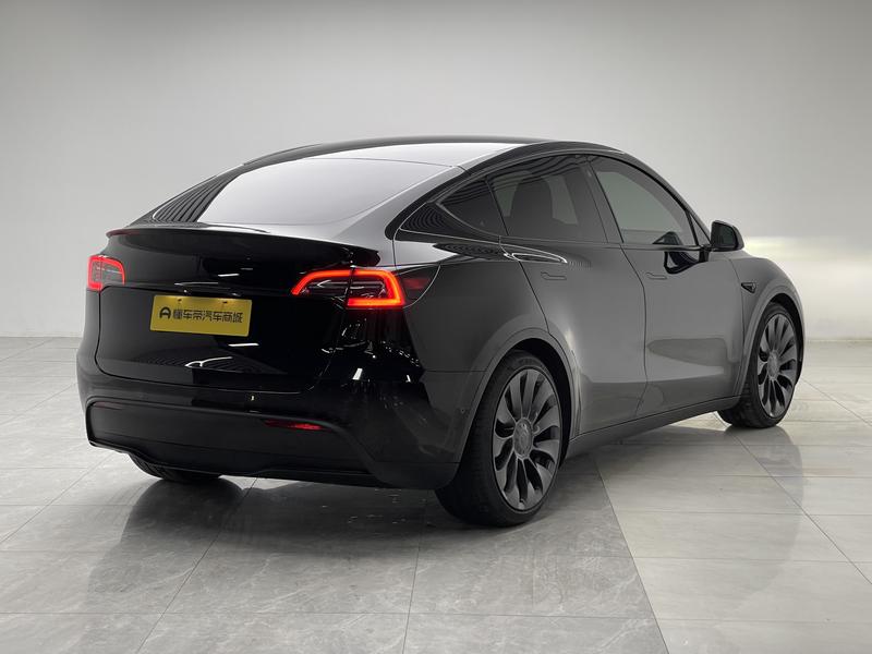 Tesla Model Y, 2022 — фото 7 из 12