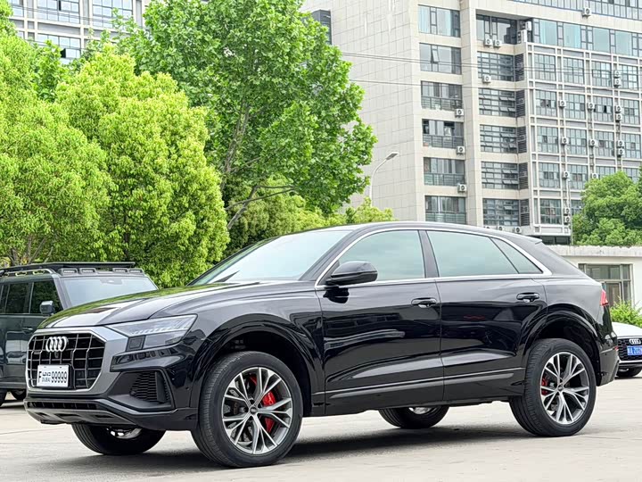 Audi Q8, 2022 — купить в Орле под ключ