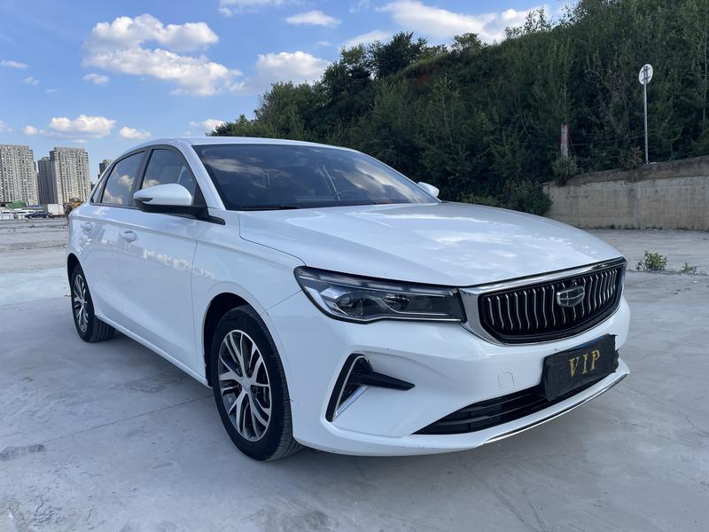 Geely Emgrand, 2022 — фото 3 из 12