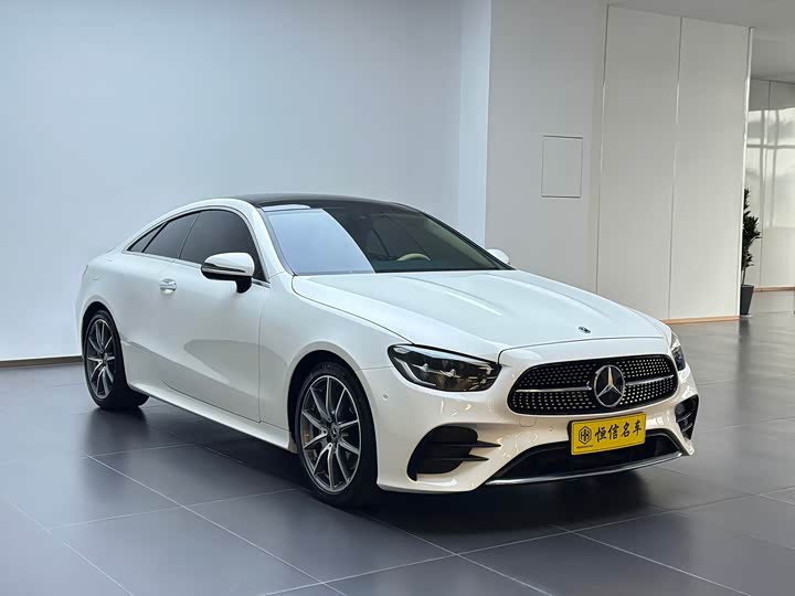 Mercedes-Benz E-Class, 2023 — фото 3 из 9