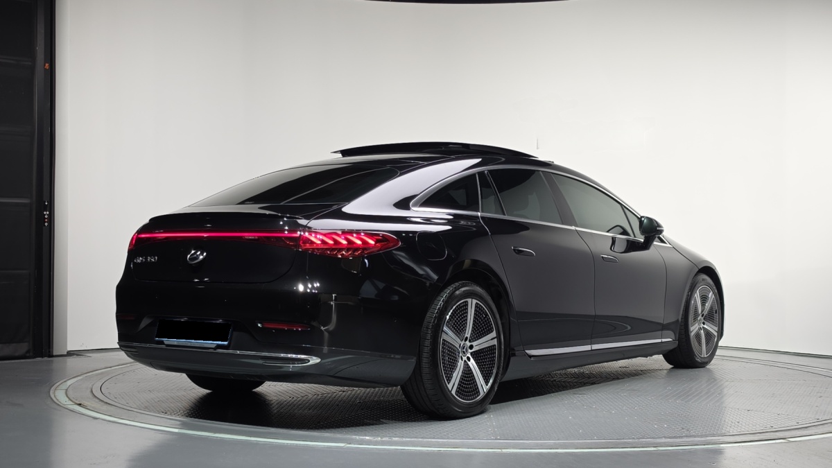Mercedes-Benz EQS, 2022 — фото 2 из 12