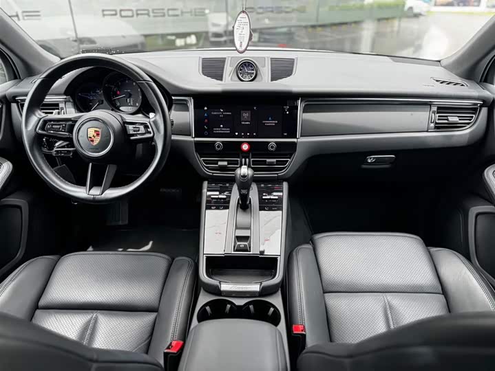 Porsche Macan, 2025 — фото 9 из 9