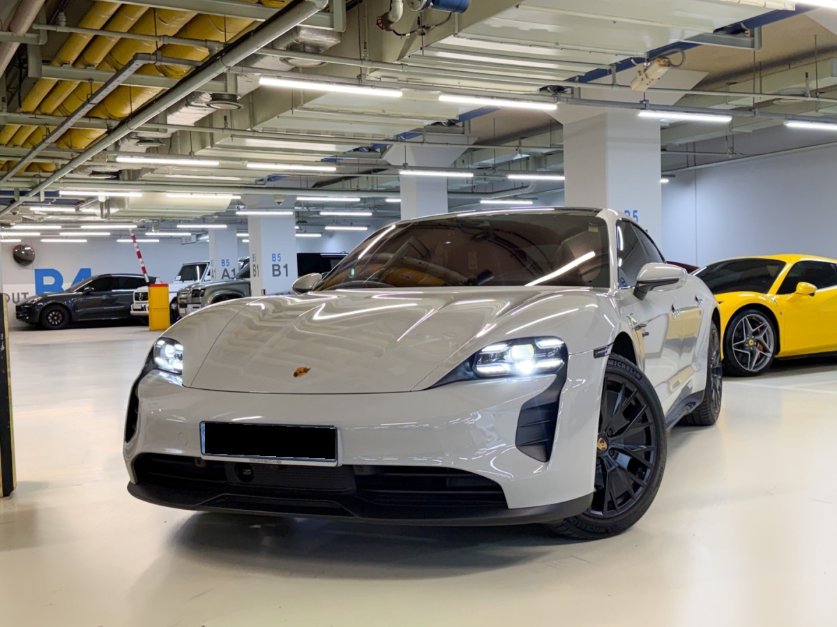 Porsche Taycan, 2022 — фото 2 из 12