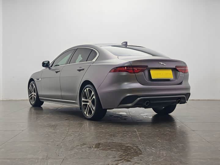 Jaguar XE L, 2023 — фото 4 из 9