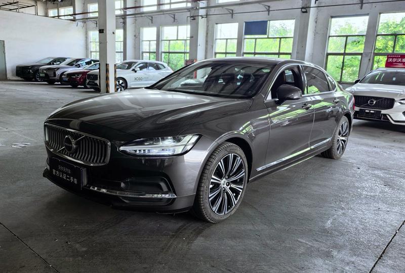 Volvo S90, 2024 — купить в Саранске под ключ