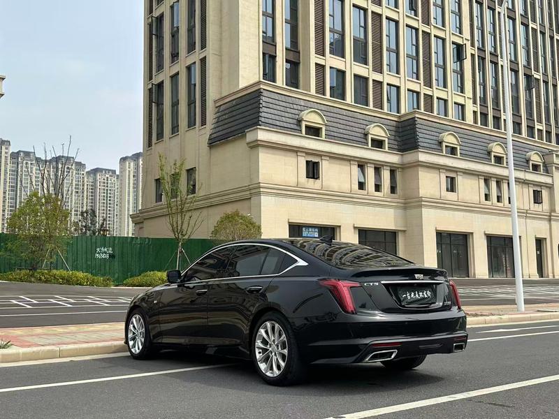 Cadillac CT5, 2022 — фото 2 из 12