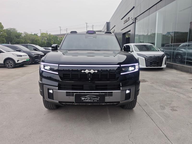 BYD FangChengBao Leopard 8, 2024 — фото 2 из 10