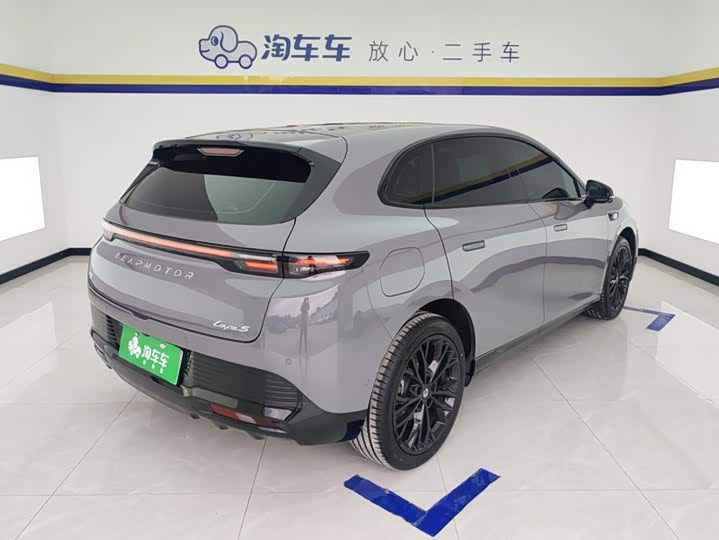 Leapmotor Lafa5, 2025 — фото 3 из 9