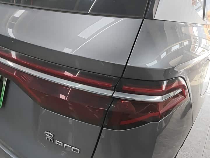 BYD Song Pro Hybrid, 2023 — фото 8 из 9