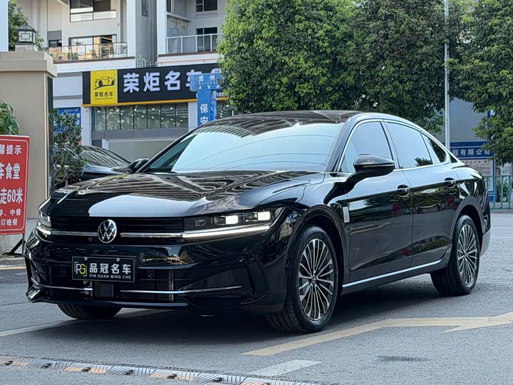 Volkswagen Magotan, 2024 — купить в Перми под ключ