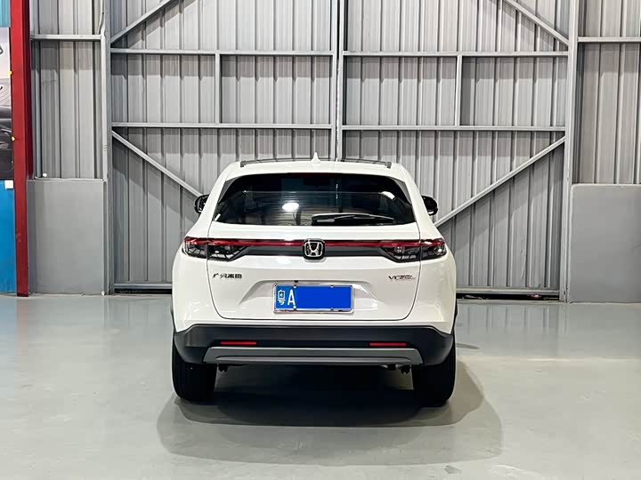 Honda Vezel, 2025 — фото 8 из 9
