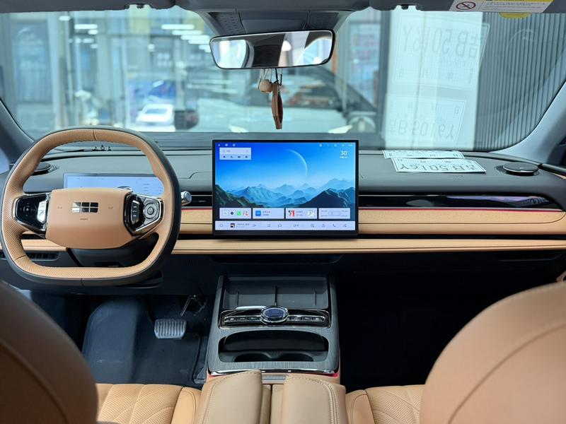 Geely Galaxy Starshine 8 EM-i, 2025 — фото 5 из 11